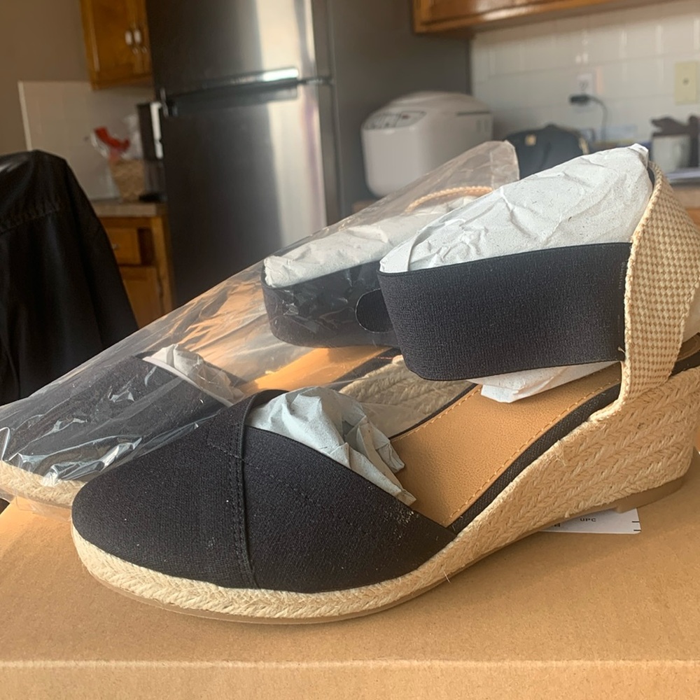 Size 8- women’s espadrilles. Never worn.